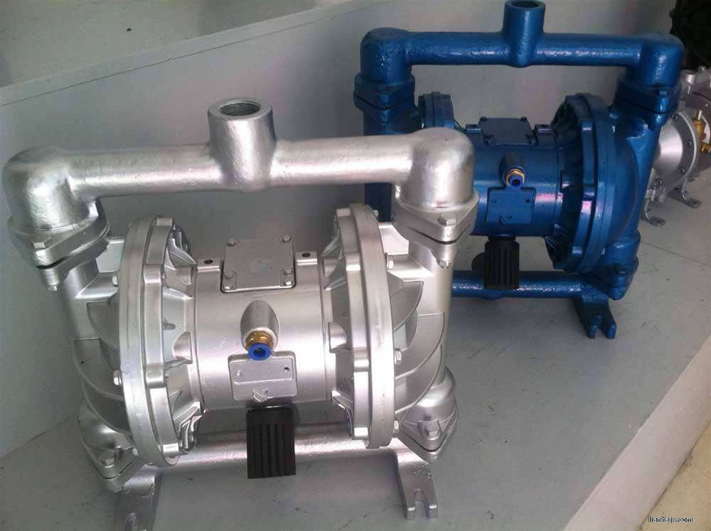 壓濾機(jī)的濾板之間有何區(qū)別？